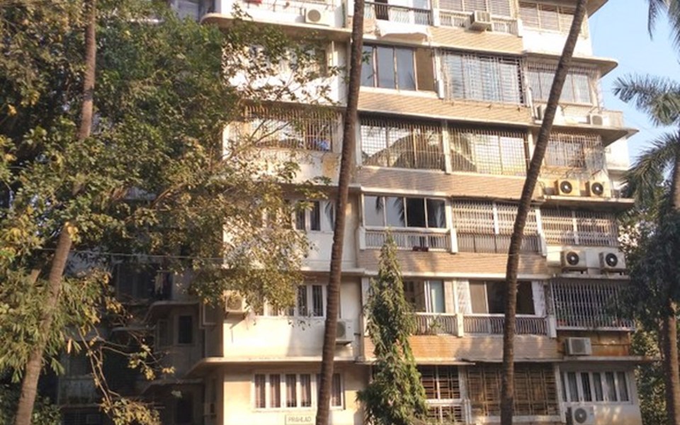 Prahlad Building, Santacruz West