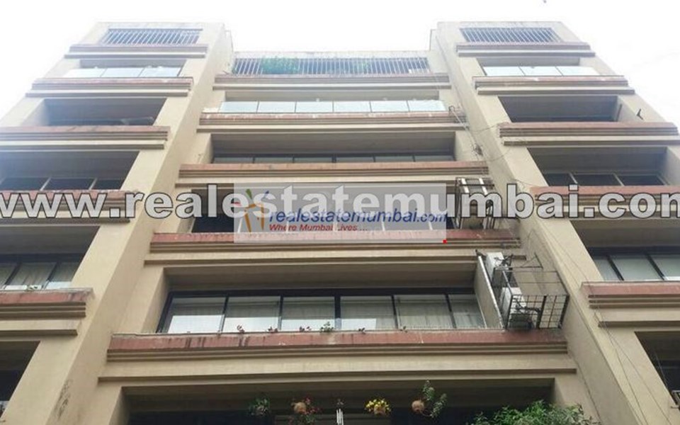 Sterling Diamond, Bandra West