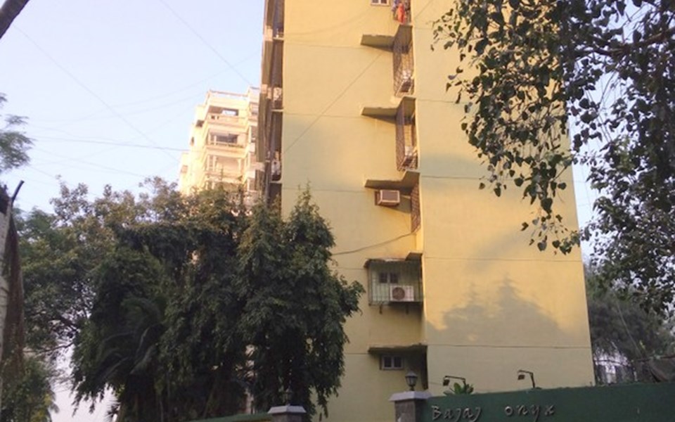 Bajaj Onyx, Bandra West