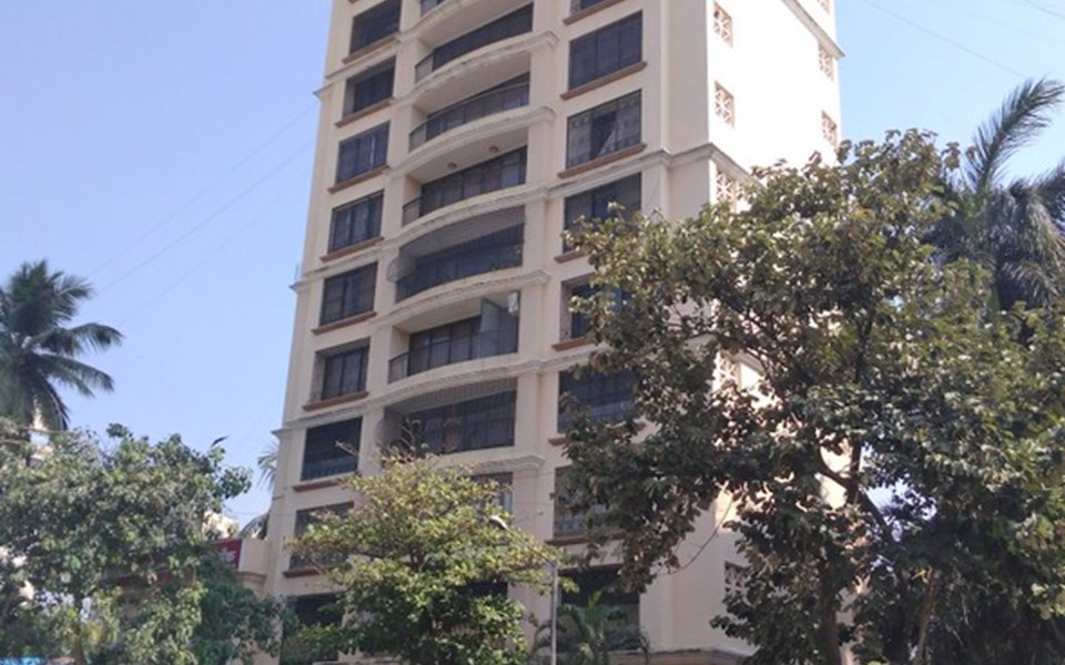 Grand Bay, Bandra West