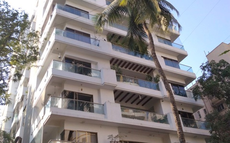 Chitra, Santacruz West