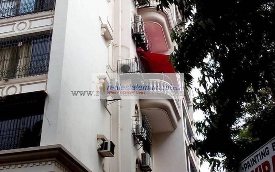 Shantanu, Bandra West