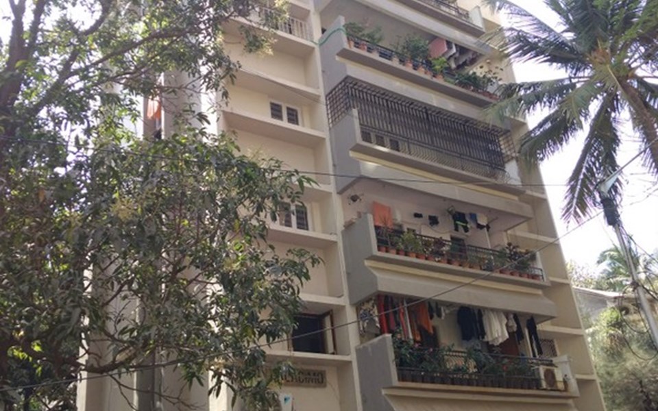 Palacimo, Santacruz West