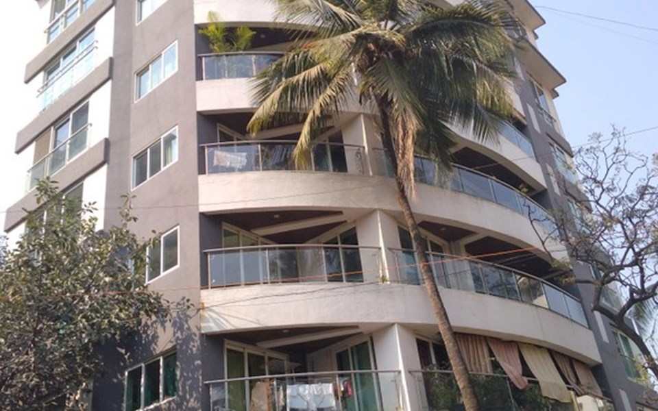 Kakad Mansion, Santacruz West