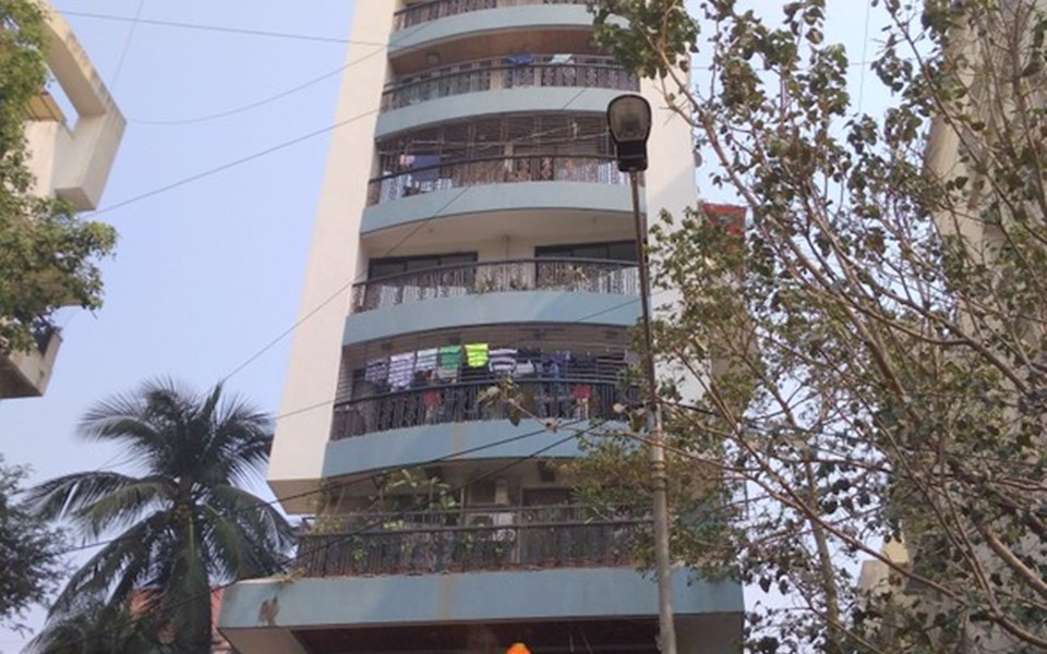 Dhairya Residency, Khar West