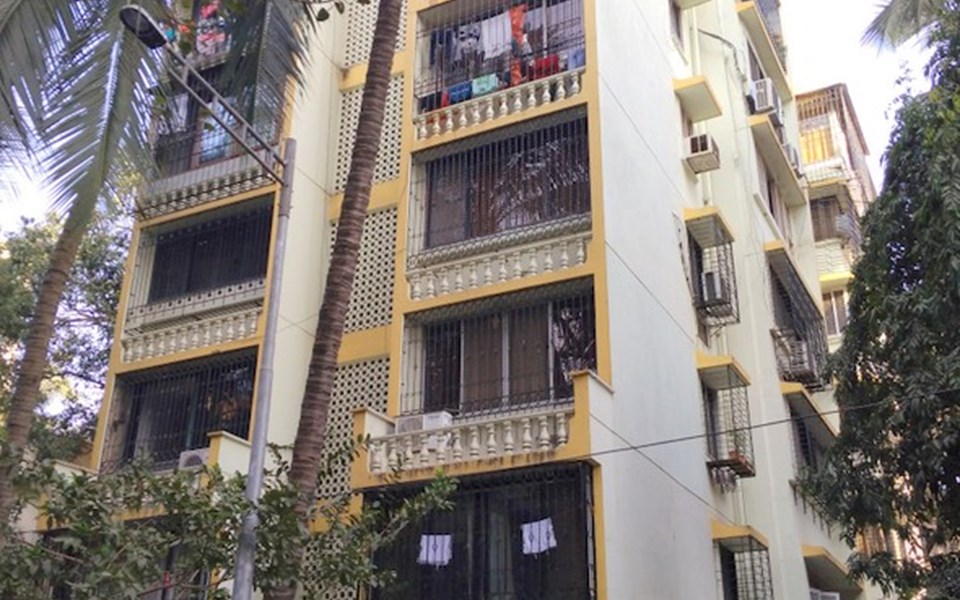 Vaishali, Santacruz West