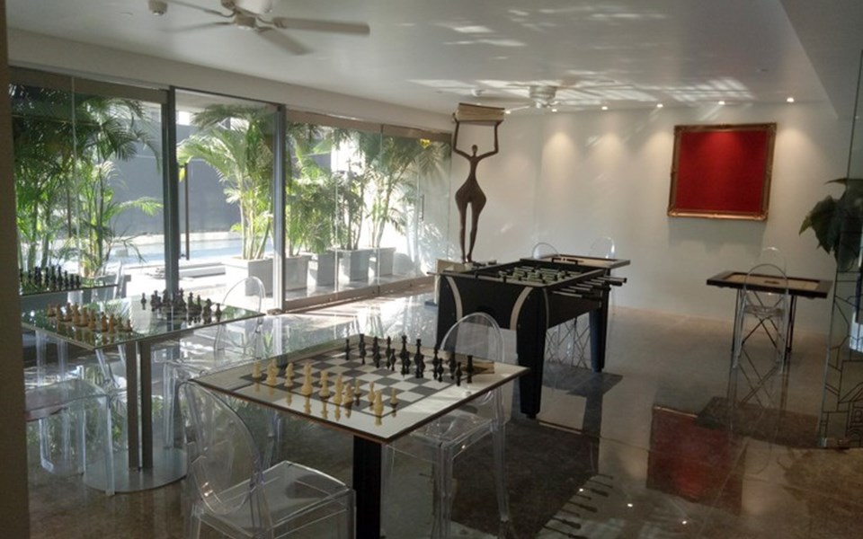 Ahu Area7 - Rustomjee Paramount, Khar West