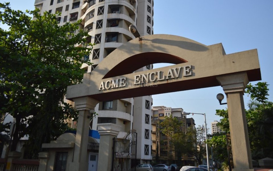 Acme Enclave, Malad West