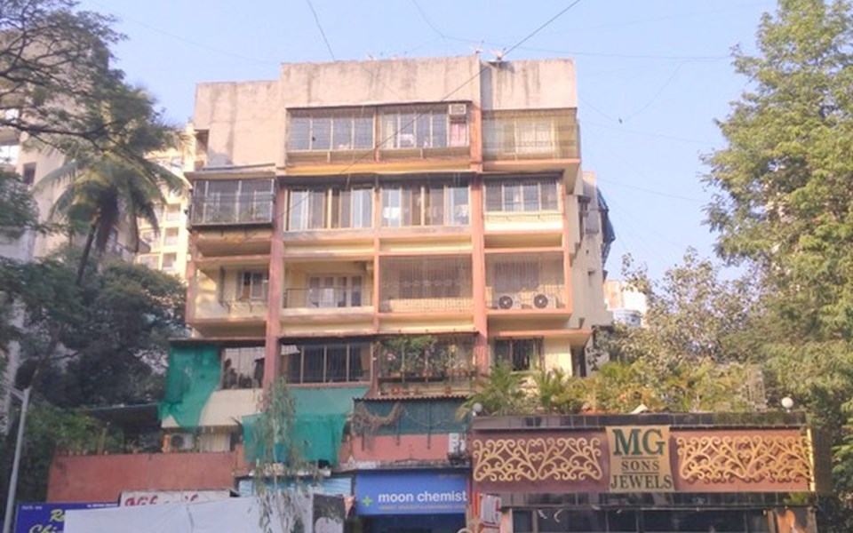 Mangal Smruti, Khar West
