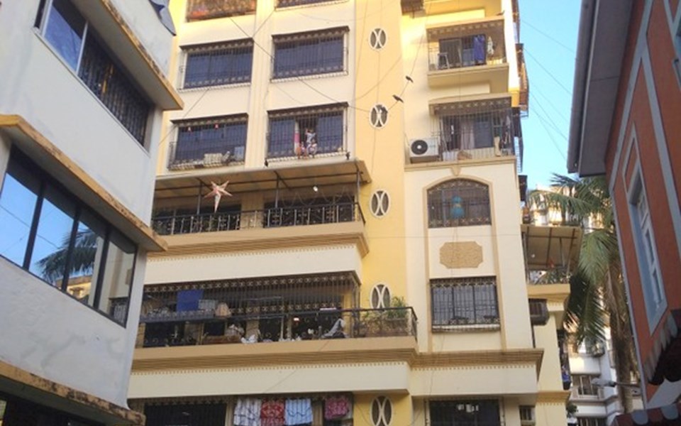 Yellow Rose, Bandra West