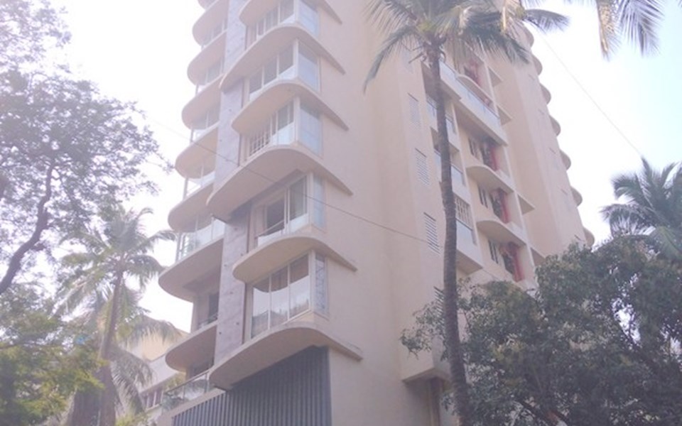 Eudora, Khar West
