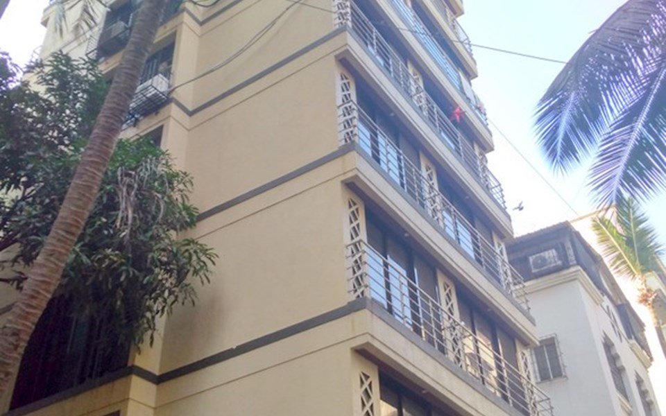 Guru Villa, Khar West