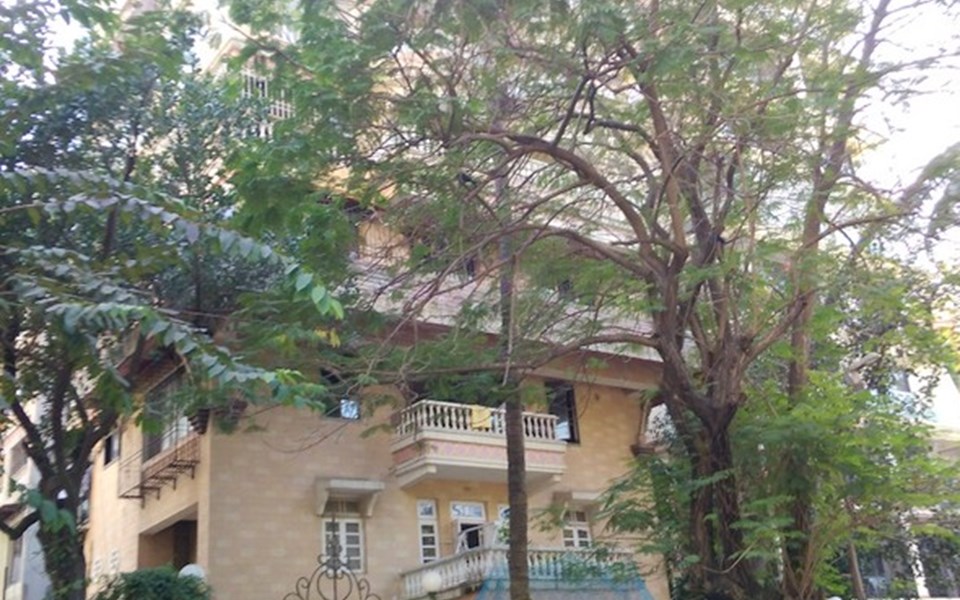 Ayesha Manor, Bandra West