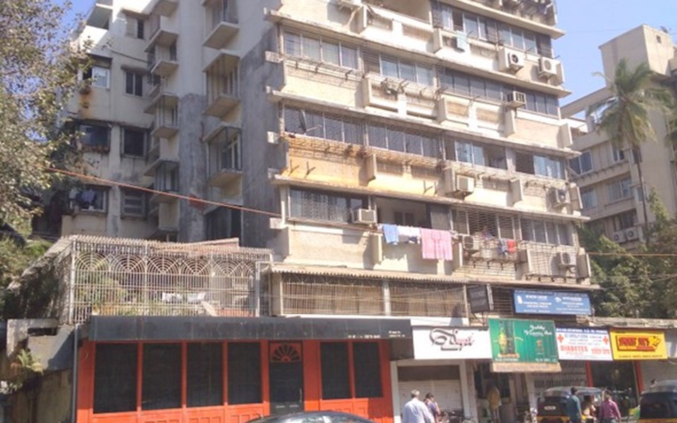 Sujata, Santacruz West