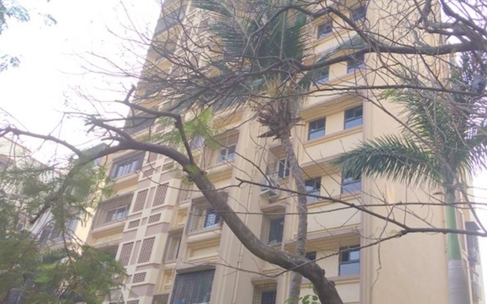 Retreat Ii, Santacruz West