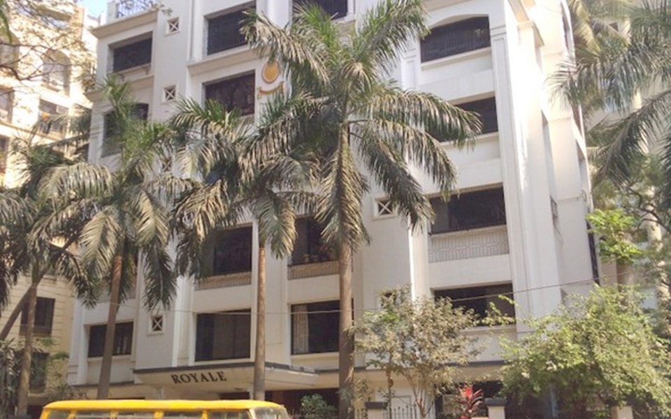 Royale Apartment, Santacruz West