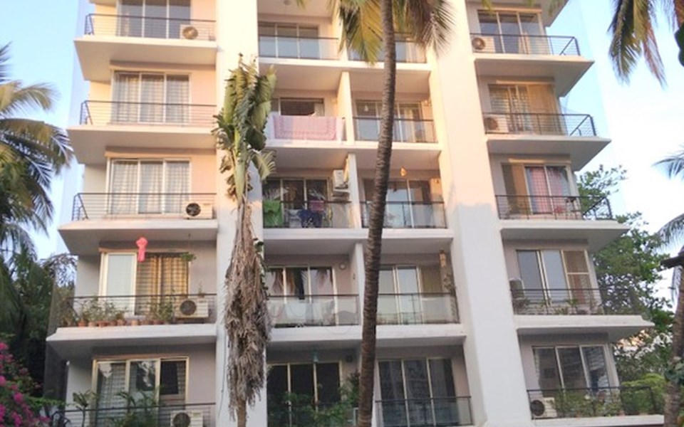 Ushus, Santacruz West