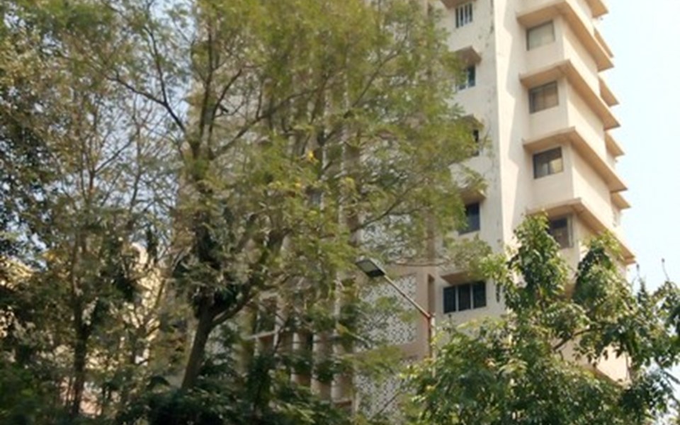 Khatau Apartment, Walkeshwar