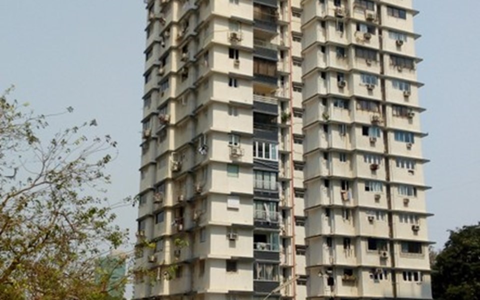 Palm Spring, Cuffe Parade