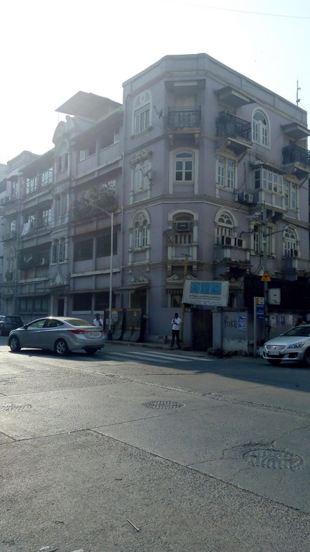 2 BHK Semi Furnished in Kuvar House , Colaba