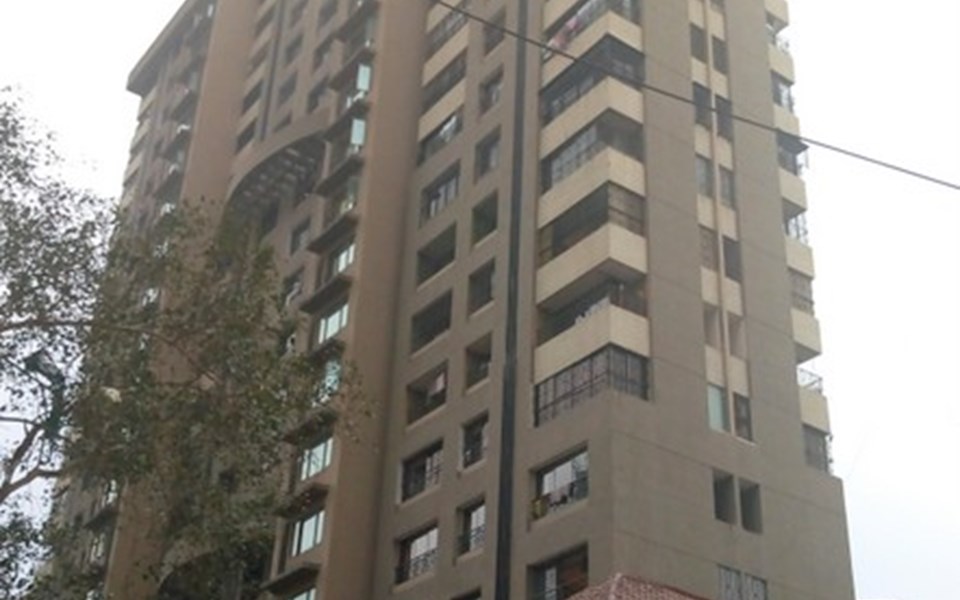 Royal Residency, Parel