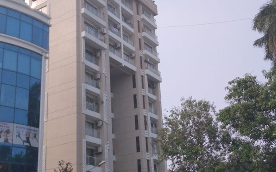 June Blossoms, Bandra West