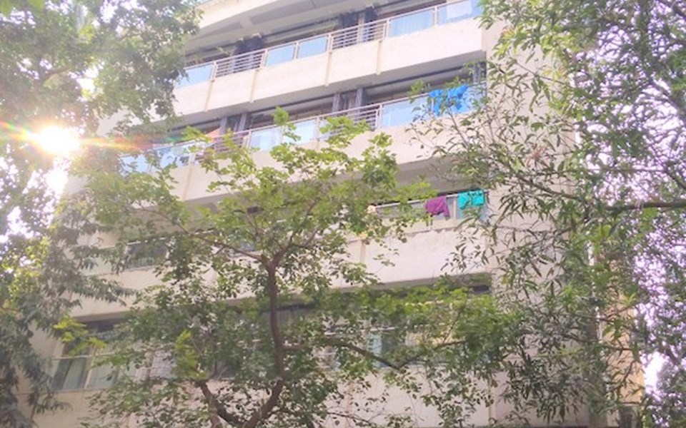 Mayfair Villa, Khar West