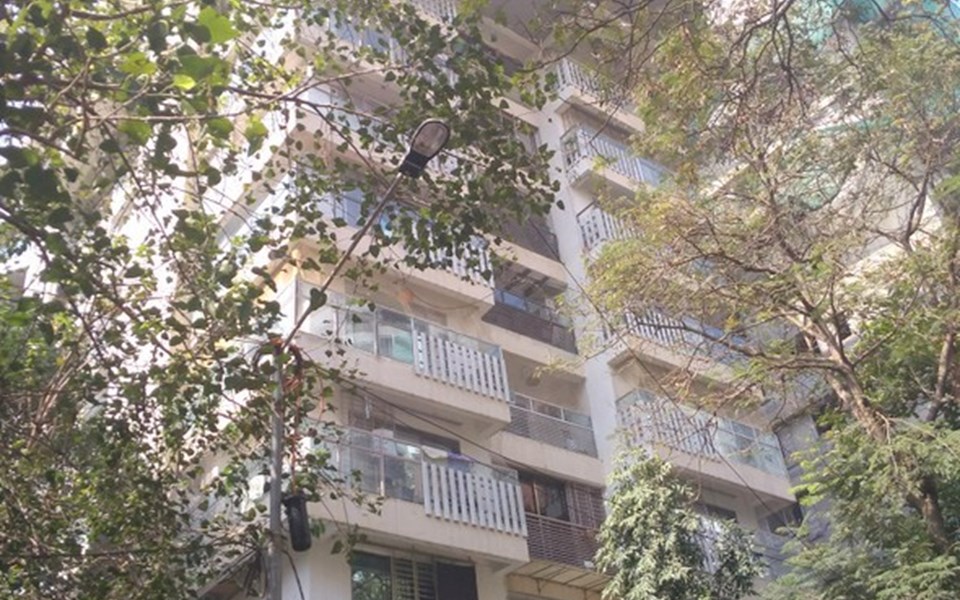 Nav Bahar, Khar West