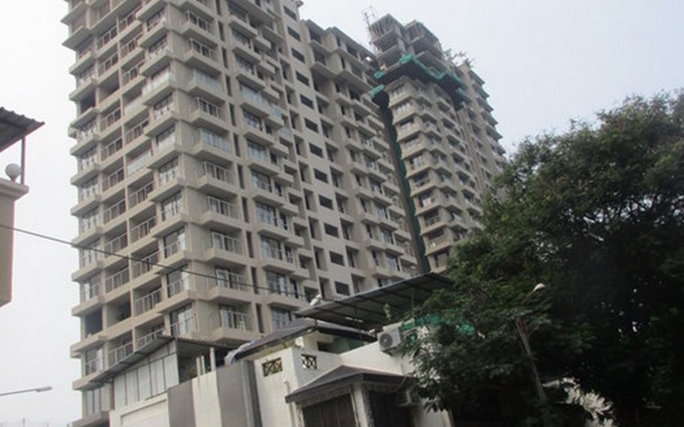 Neminath Luxeria, Andheri West