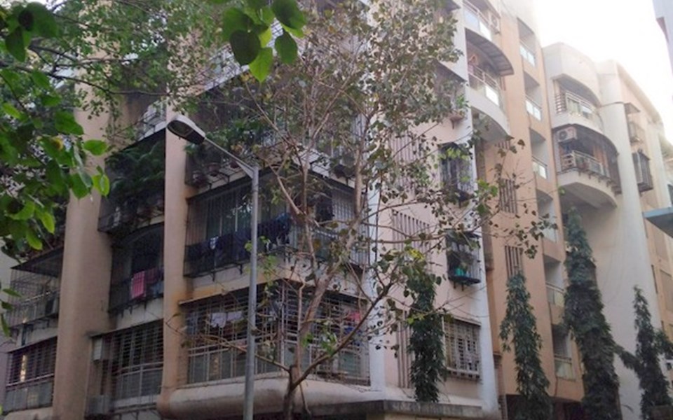 Sharan, Santacruz West