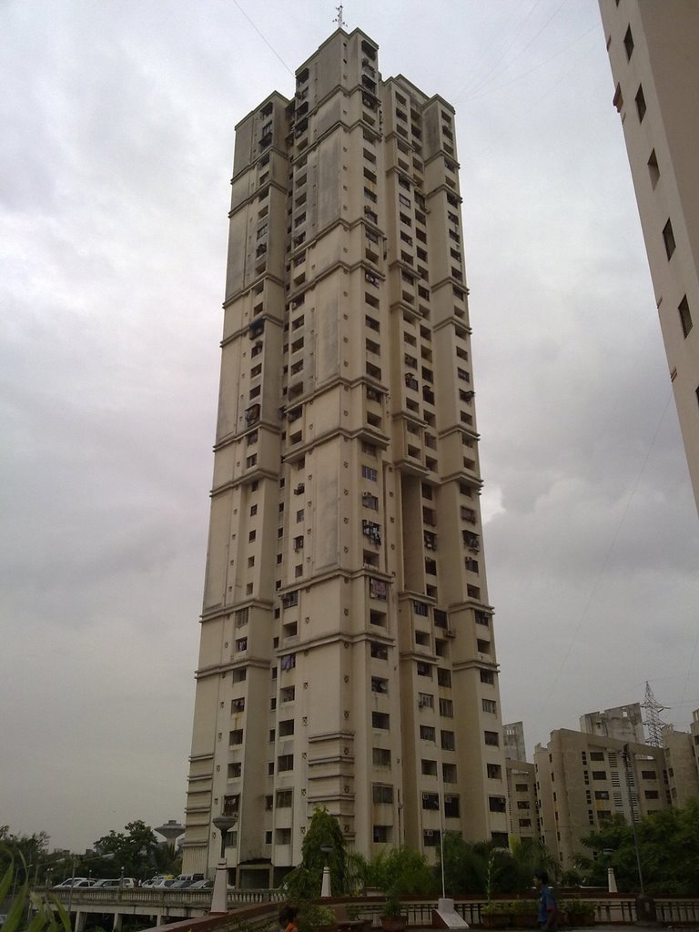 3 BHK Semi Furnished in Lloyds Estate , Wadala