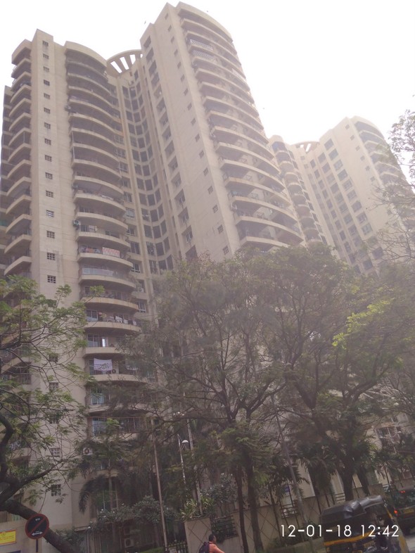 2 BHK Semi Furnished in Nahar Yarrow Yucca Vinca , Powai