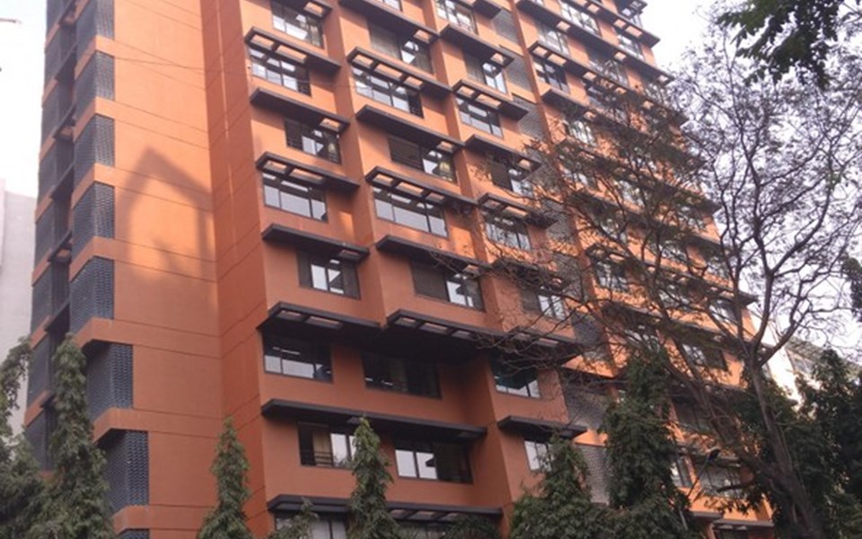 Satguru Flying Carpet, Khar West