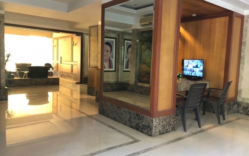 Lobby - Imperial Heights, Bandra West