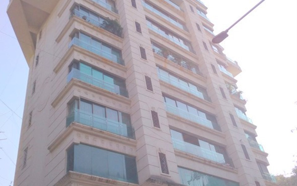 Shivraj Heights, Khar West