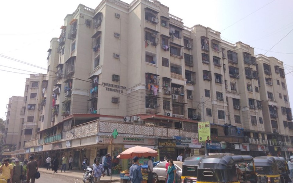 Pioneer Heritage Residency, Santacruz West