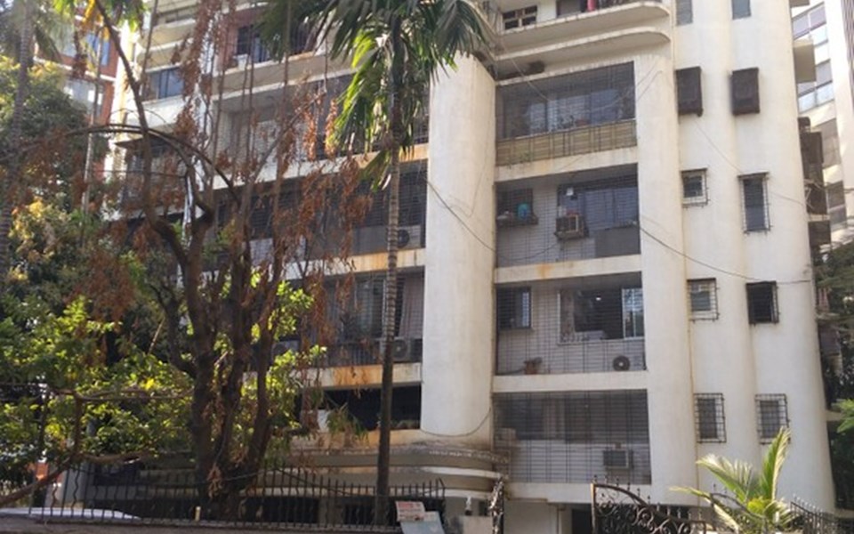 Sarkar Avenue, Santacruz West
