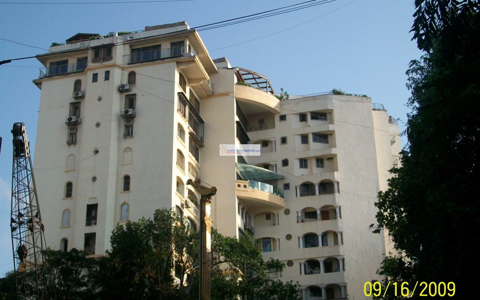 Vinayak Heights, Bandra West