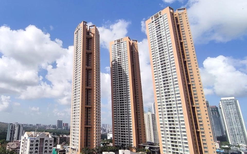 2 - Db Woods, Goregaon East