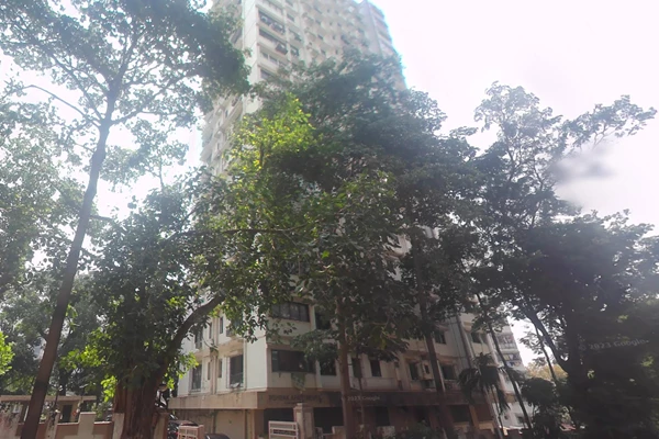 Flat for sale in Pushpak, Altamount Road