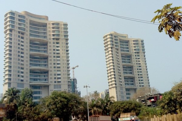 Flat for sale in Kalpataru Horizon, Worli