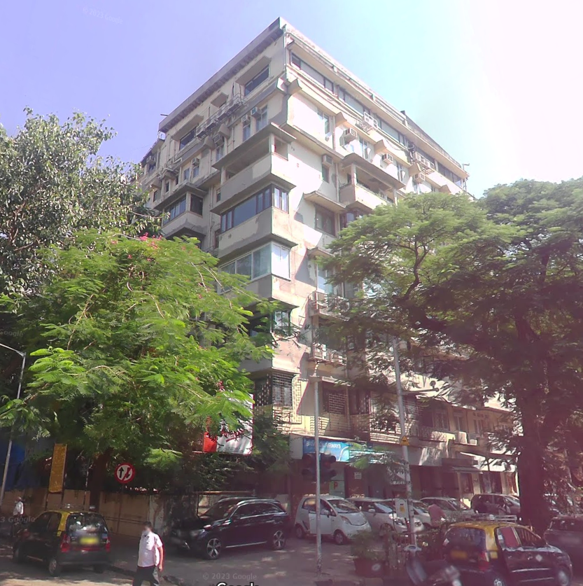 2 BHK Flat for Sale in Marine Lines - Pil Court