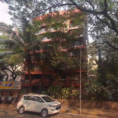 Flat on rent in Meena Mahal, Bandra West