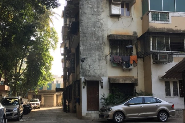 Flat for sale in Girnar Society , Santacruz West