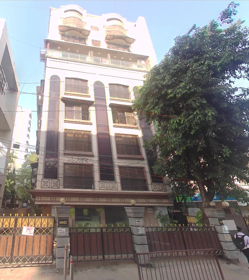 1 - Manek, Santacruz West