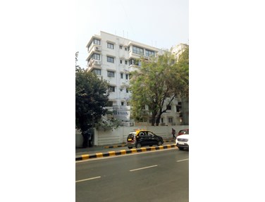 Nalanda, Peddar Road