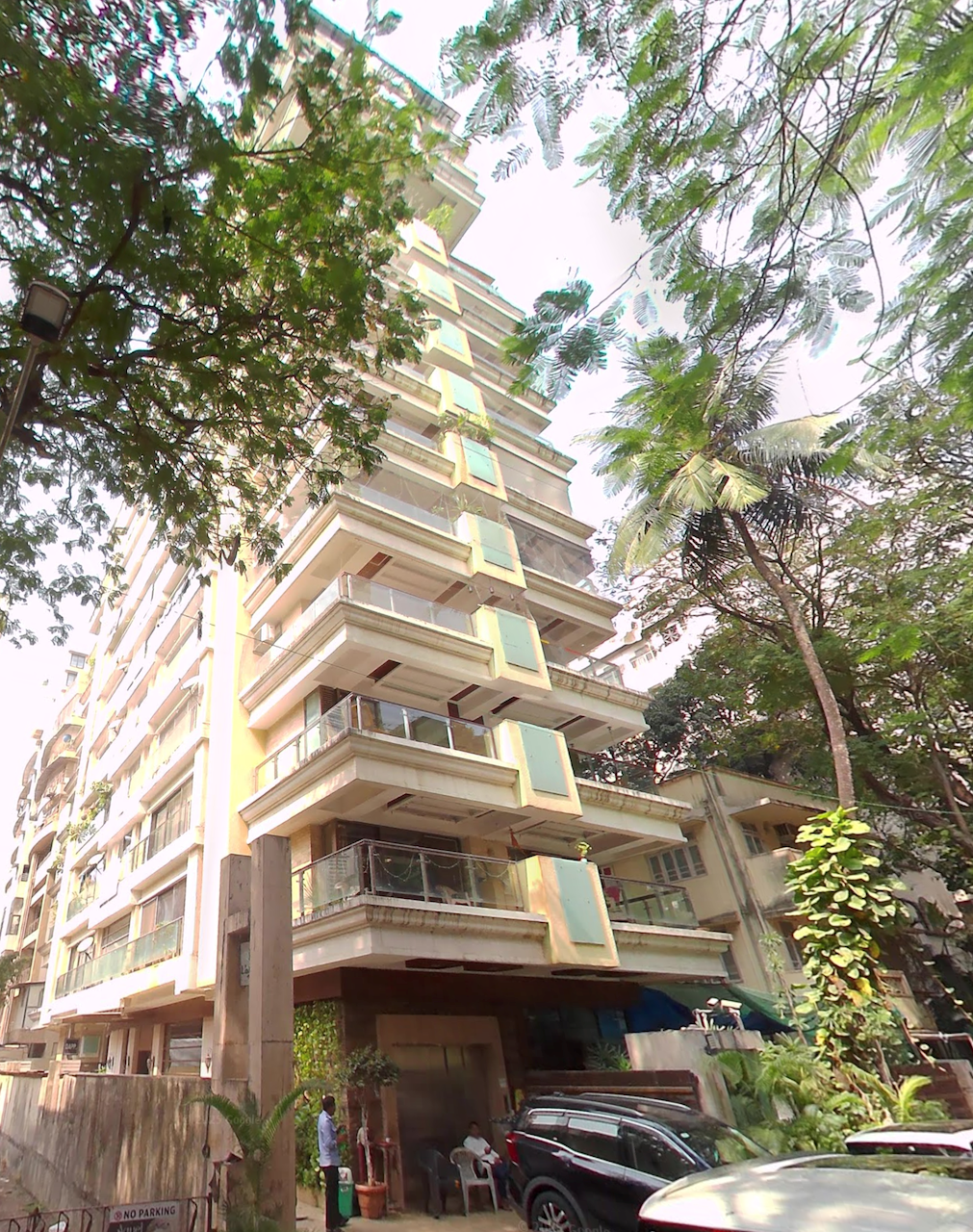 3 BHK Flat on Rent in Bandra West - Lamour