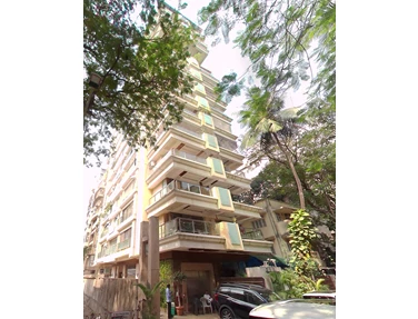 1 - Lamour, Bandra West