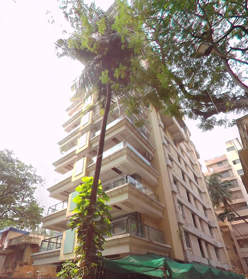 2 - Lamour, Bandra West