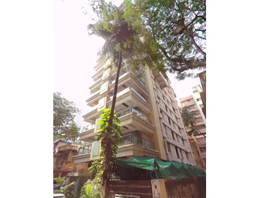 2 - Lamour, Bandra West